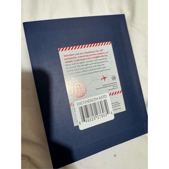 Q & A for travelers Journal NWt travel adventure book notes book - Picture 3 of 4